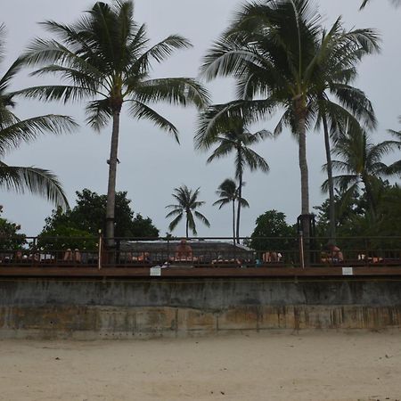 Bangrak Beach Club Бофут Екстериор снимка