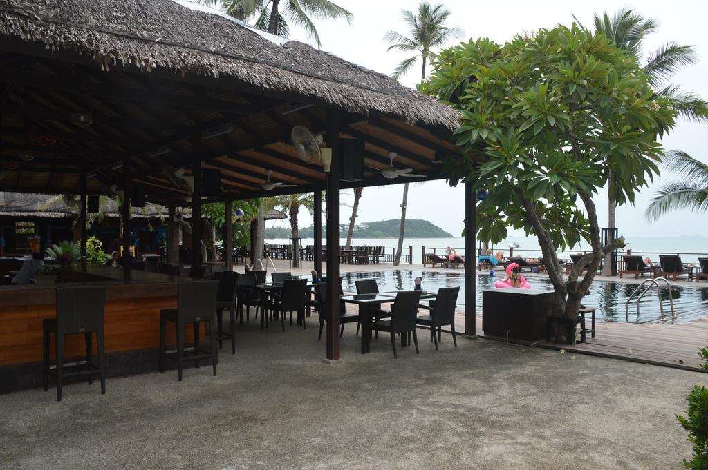 Bangrak Beach Club Бофут Екстериор снимка