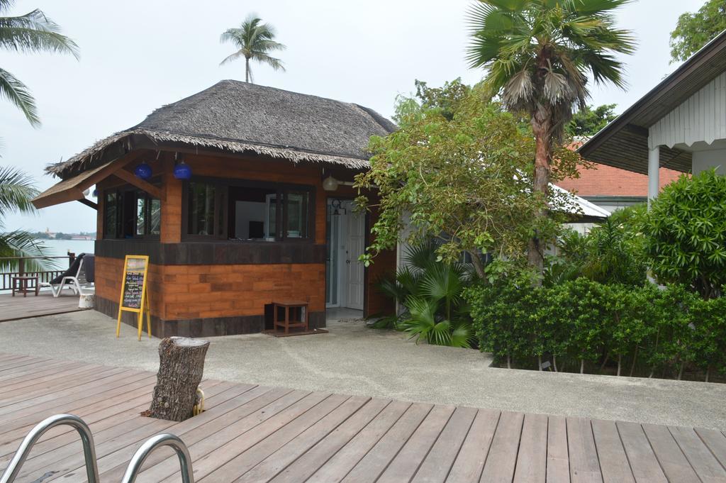 Bangrak Beach Club Бофут Екстериор снимка